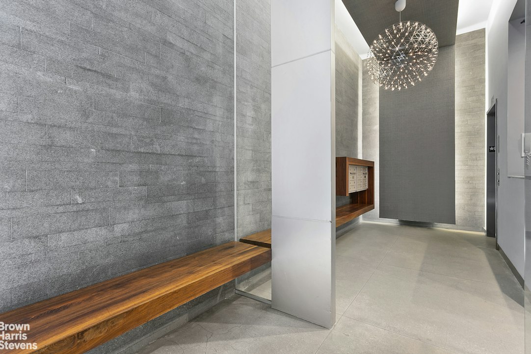 304 Spring Street 3W Soho New York NY 10013