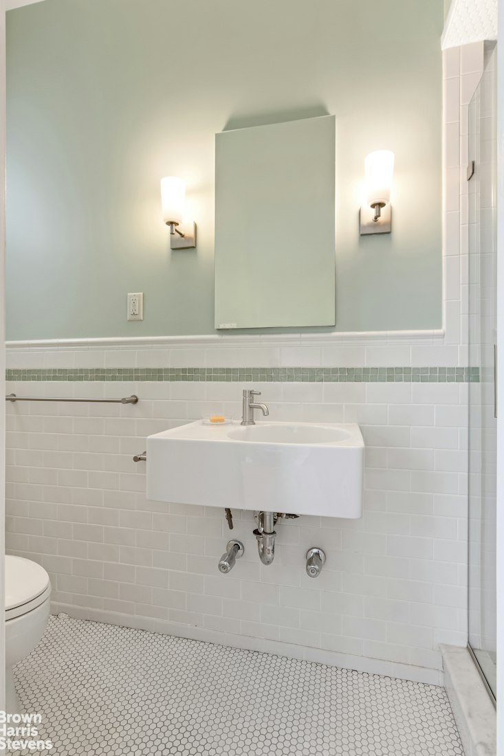 35-20 73rd Street 3O Jackson Heights Queens NY 11372