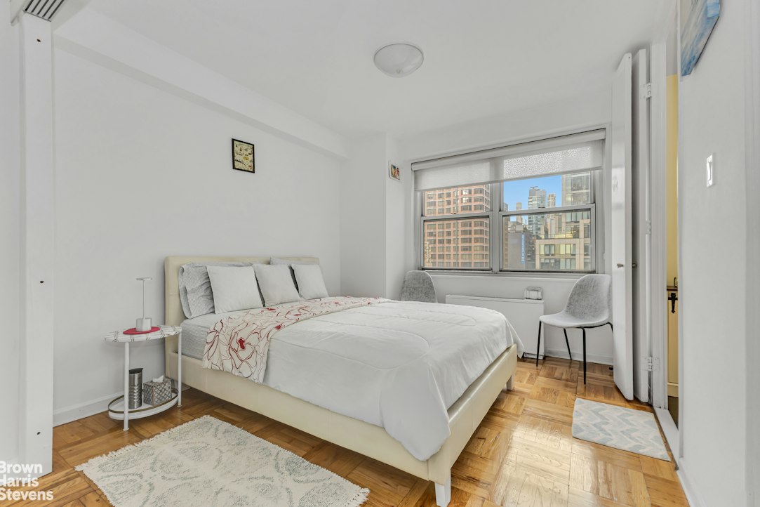 300 East 40th Street Murray Hill New York NY 10016