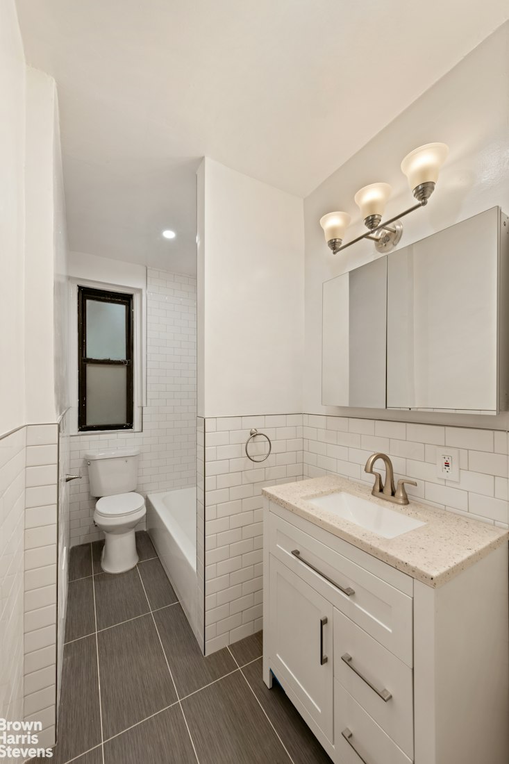 675 Walton Avenue 2E Mott Haven Bronx NY 10451