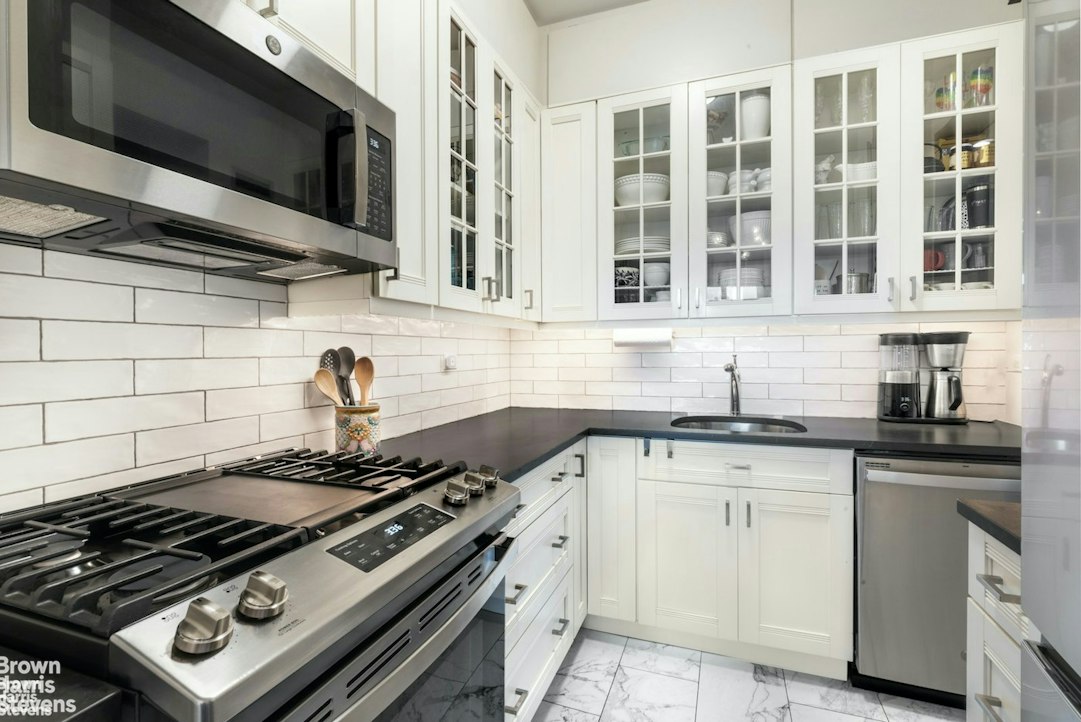 425 West End Avenue 5C Upper West Side New York NY 10024