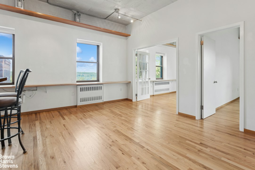 689 Fort Washington Avenue 5M Hudson Heights New York NY 10040
