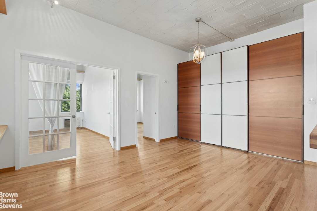 689 Fort Washington Avenue 5M Hudson Heights New York NY 10040