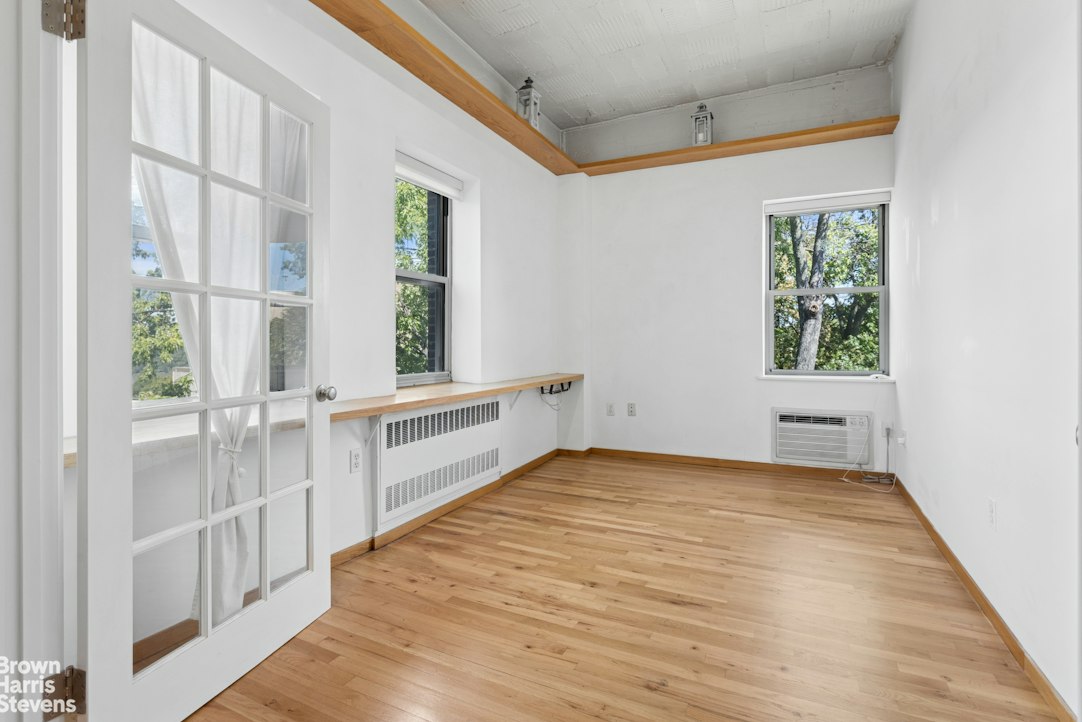 689 Fort Washington Avenue 5M Hudson Heights New York NY 10040