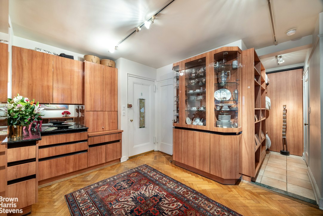 4 East 70th Street 7C Upper East Side New York NY 10021