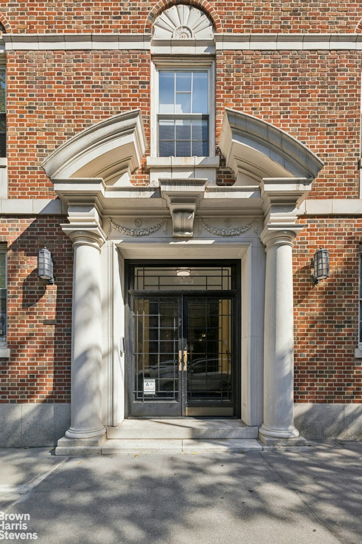 225 Lincoln Place 5H Park Slope Brooklyn NY 11217