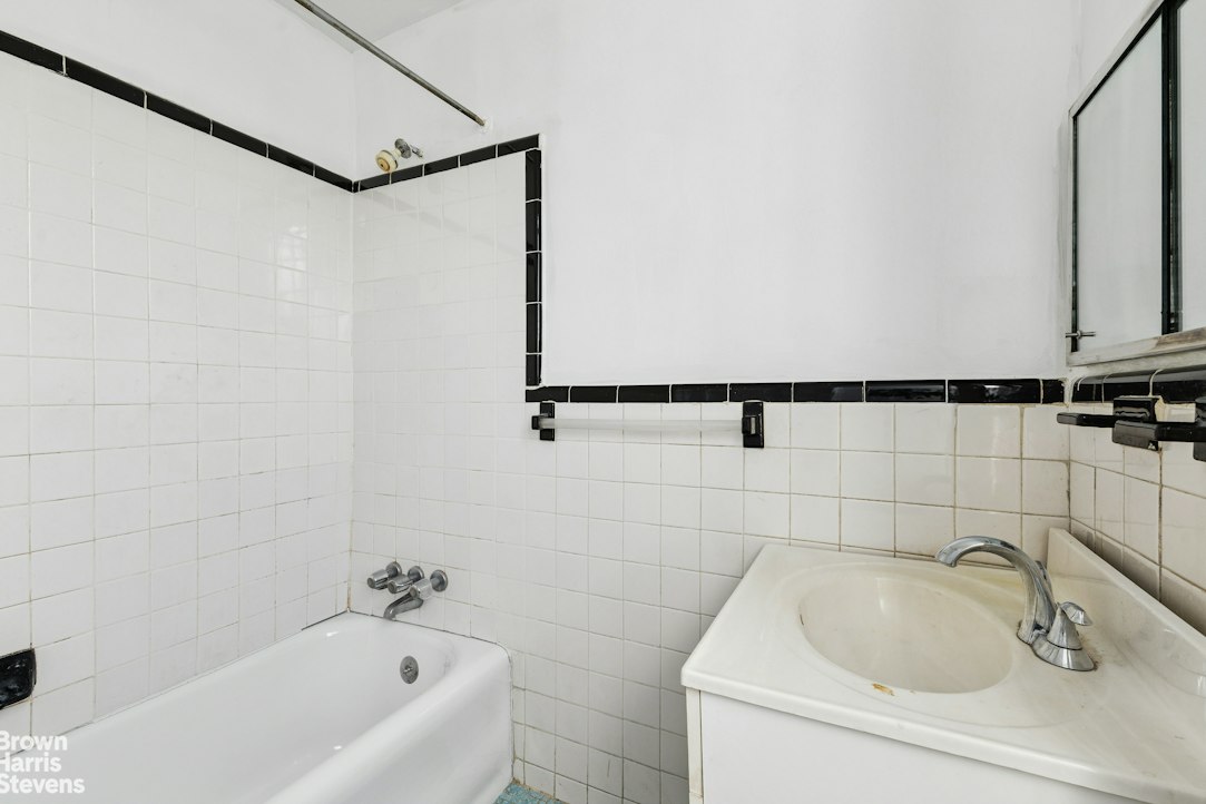 225 Lincoln Place 5H Park Slope Brooklyn NY 11217