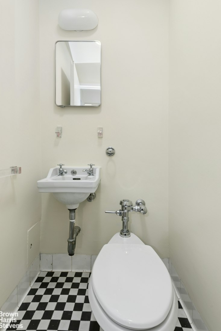 24 West 55th Street 6C Midtown West New York NY 10019