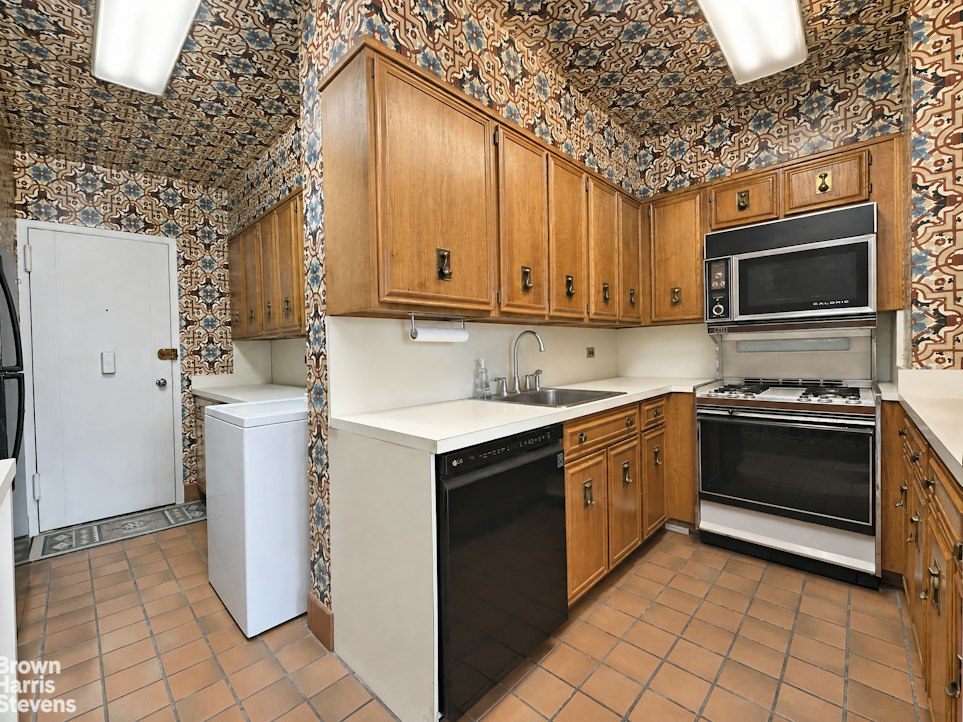 60 Sutton Place South 9CS Sutton Place New York NY 10022