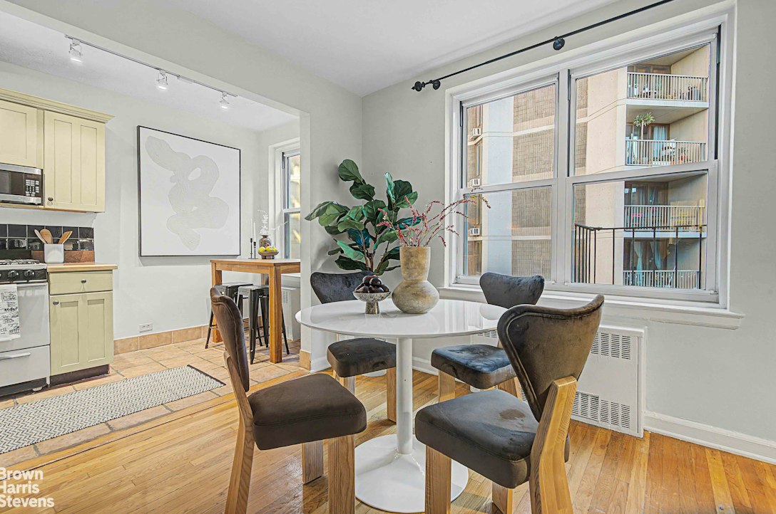 30 Monroe Place 5A Brooklyn Heights Brooklyn NY 11201