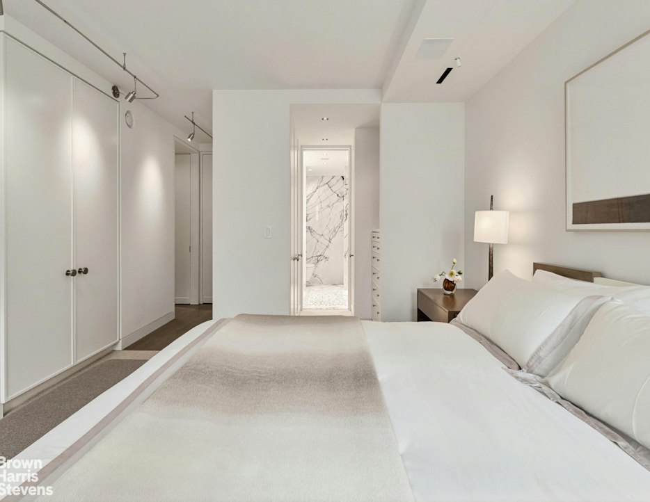 15 West 53rd Street 19B Midtown West New York NY 10019