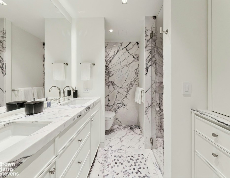 15 West 53rd Street 19B Midtown West New York NY 10019