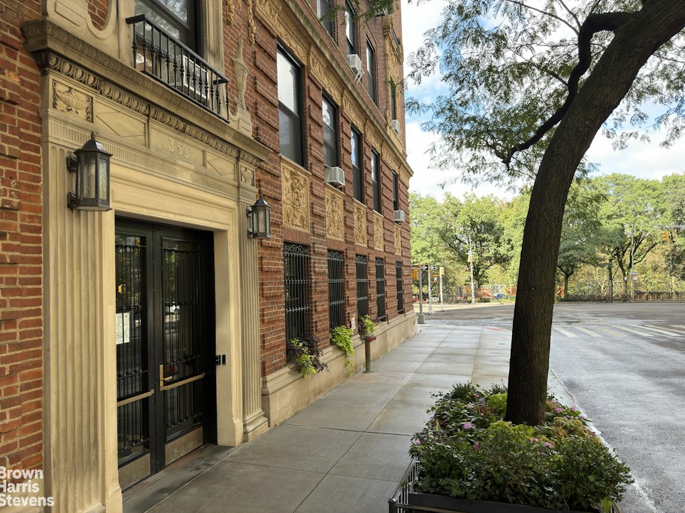 355 Riverside Drive 1E Upper West Side New York NY 10025