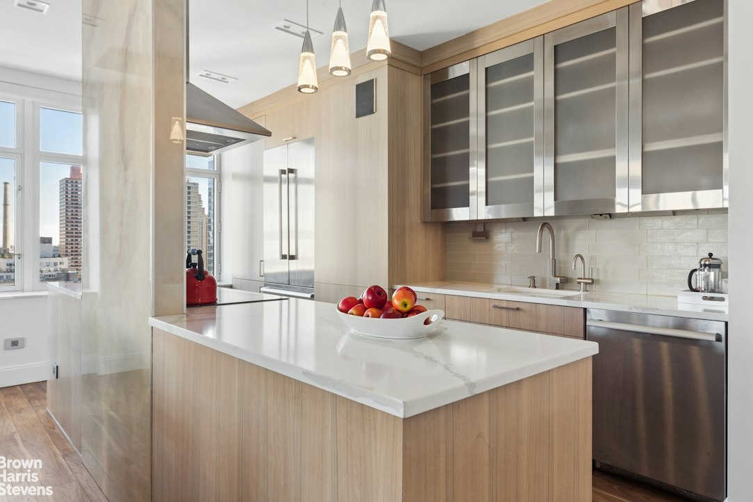 188 East 76th Street 19B Upper East Side New York NY 10021