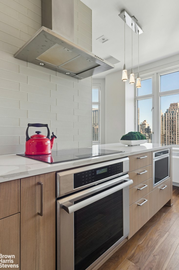 188 East 76th Street 19B Upper East Side New York NY 10021