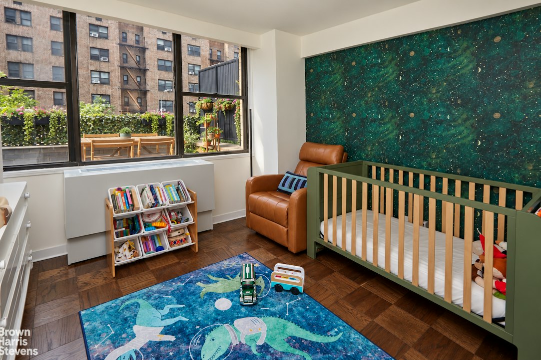 301 East 45th Street Turtle Bay New York NY 10017