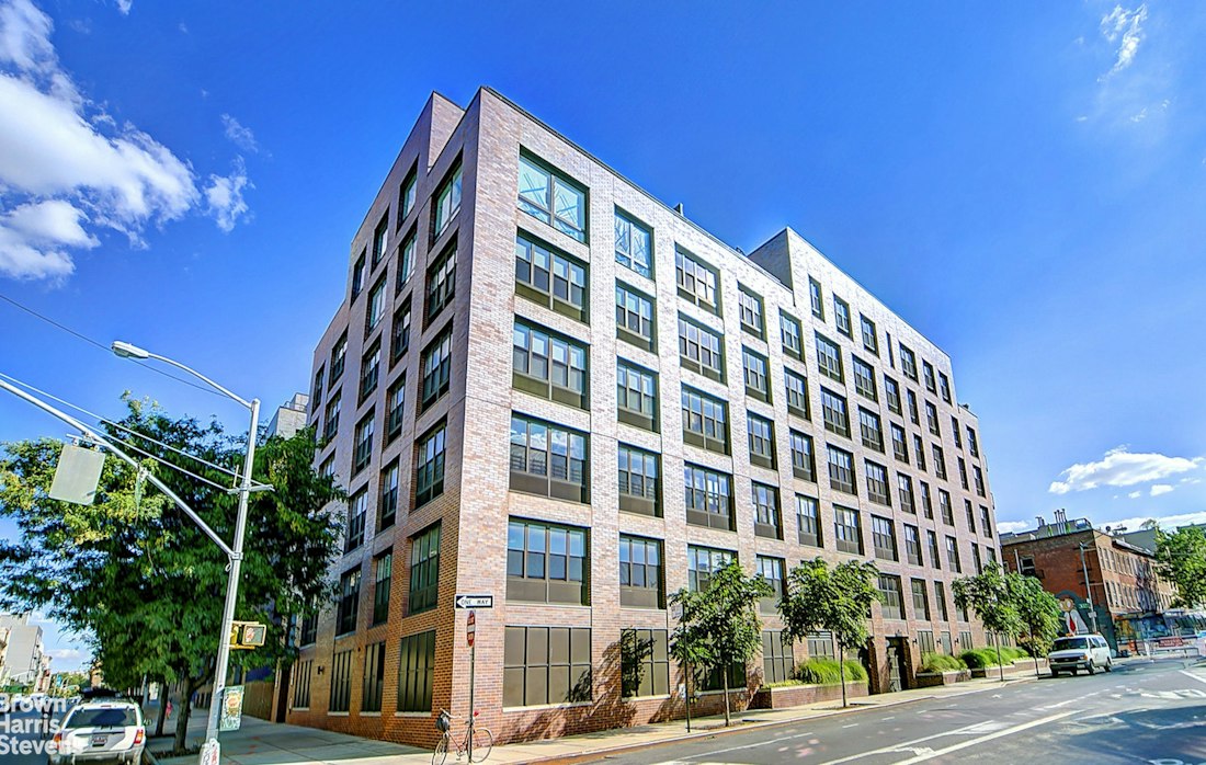 58 Metropolitan Avenue 2G Williamsburg Brooklyn NY 11249