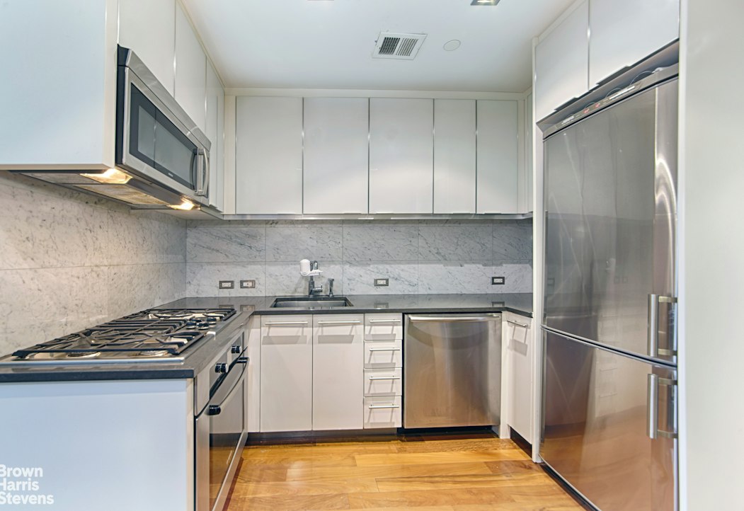 58 Metropolitan Avenue 2G Williamsburg Brooklyn NY 11249