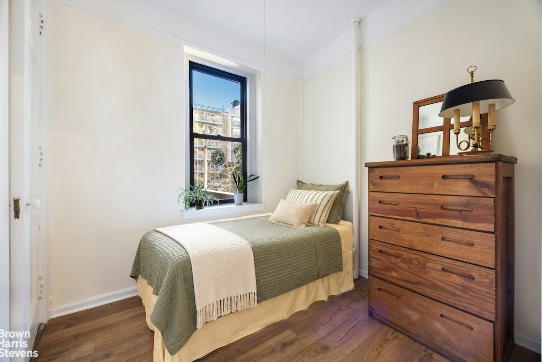 37 West 93rd Street 12 Upper West Side New York NY 10025