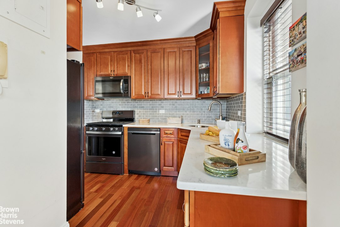 2621 Palisade Avenue 14L Spuyten Duyvil Bronx NY 10463