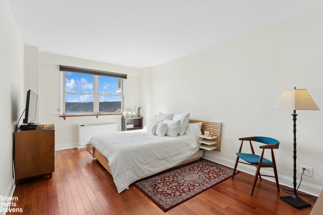 2621 Palisade Avenue 14L Spuyten Duyvil Bronx NY 10463