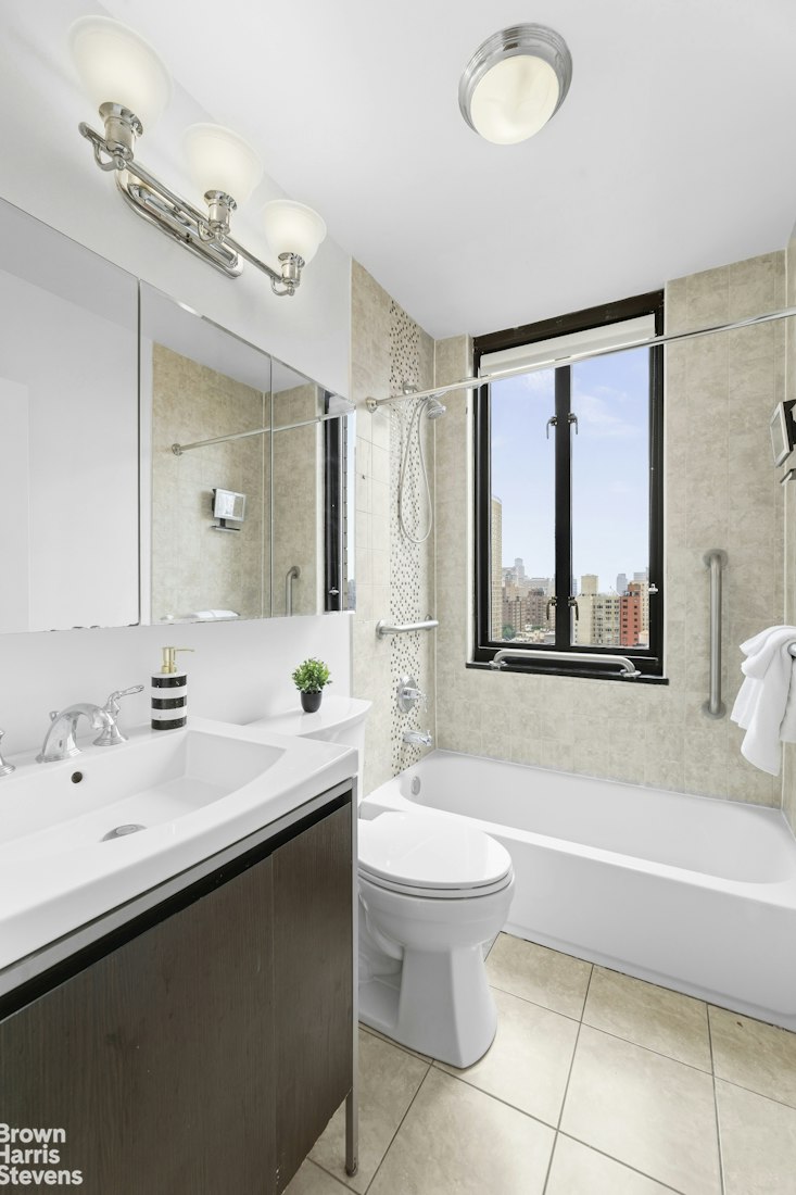 407 Park Avenue South NoMad New York NY 10016