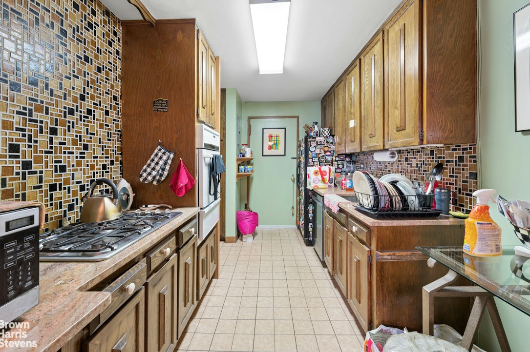 2500 Johnson Avenue 7G Spuyten Duyvil Bronx NY 10463