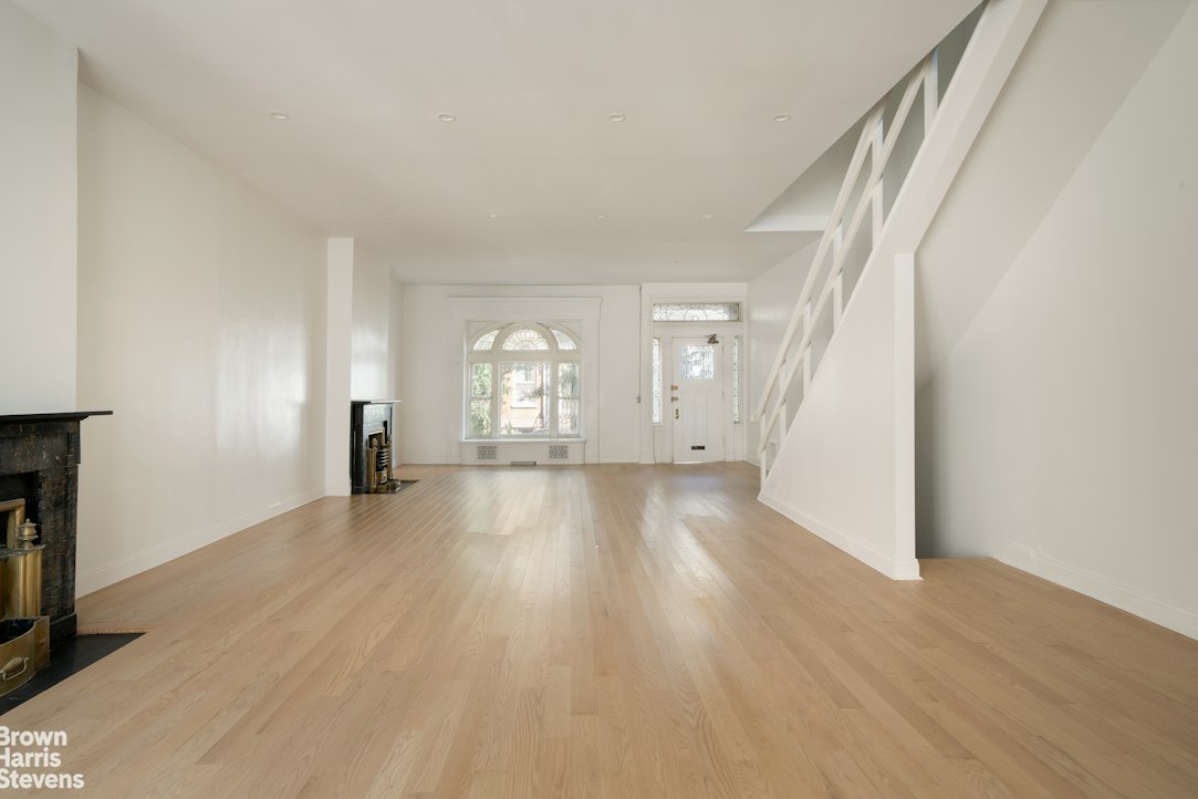 38 West 11th Street Greenwich Village New York NY 10011