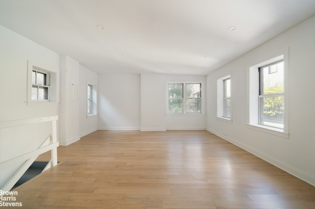 38 West 11th Street Greenwich Village New York NY 10011