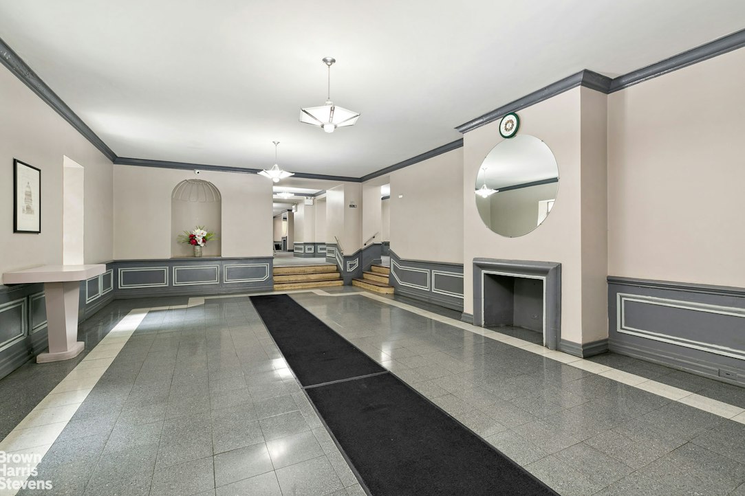 110-31 73rd Road 6K Forest Hills Queens NY 11375