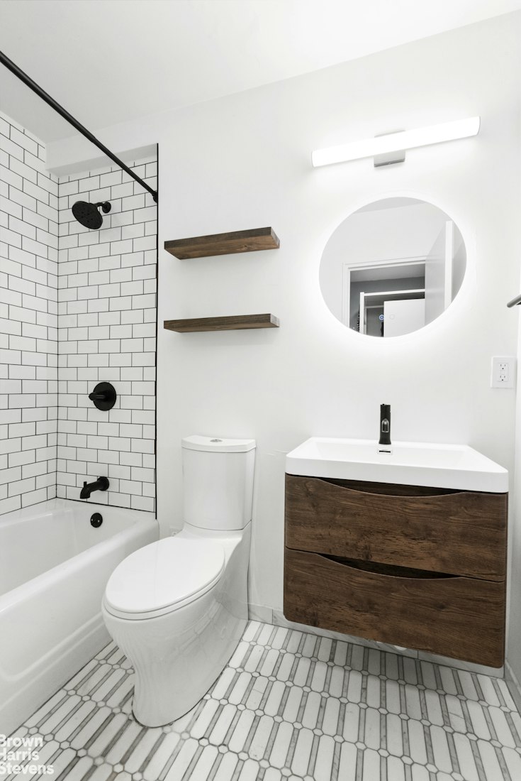 165 West 66th Street 20F Lincoln Square New York NY 10023