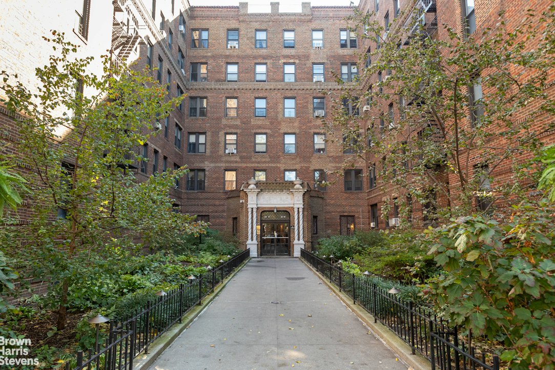 83-10 35th Avenue 5A Jackson Heights Queens NY 11373