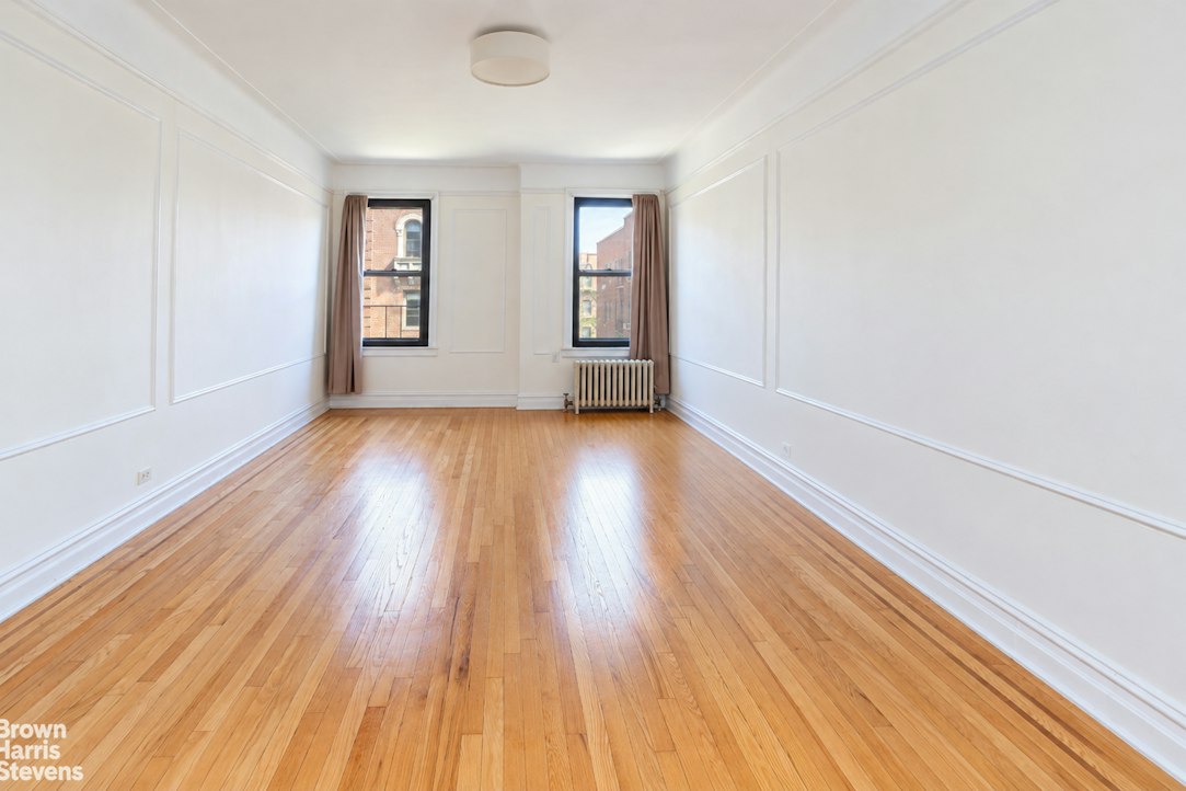 83-10 35th Avenue 5A Jackson Heights Queens NY 11373