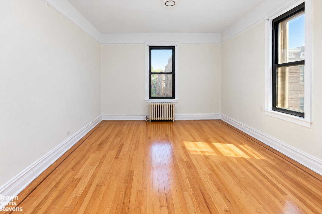 83-10 35th Avenue 5A Jackson Heights Queens NY 11373