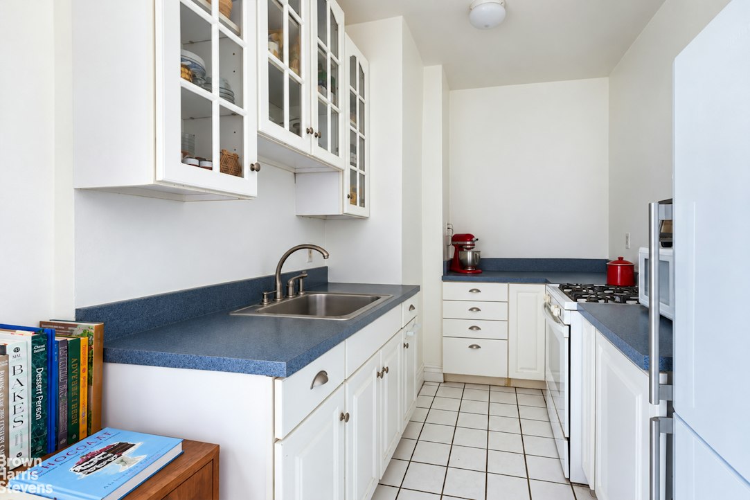 83-10 35th Avenue 5A Jackson Heights Queens NY 11373