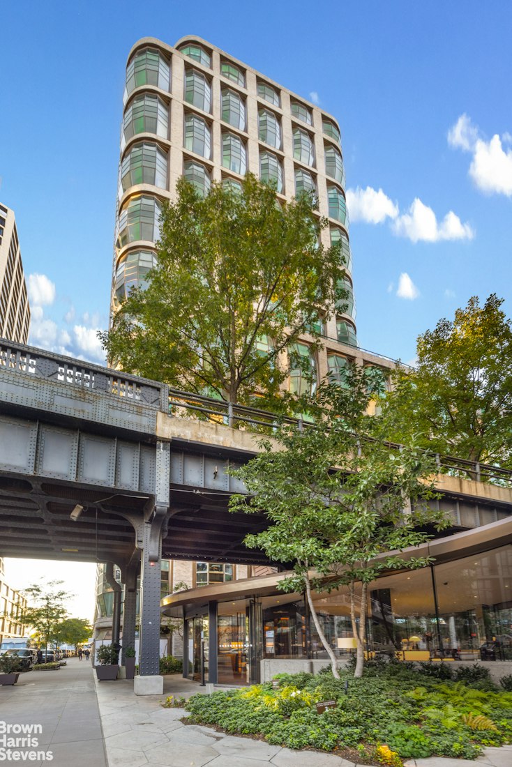 515 West 18th Street 1702 Chelsea New York NY 10011
