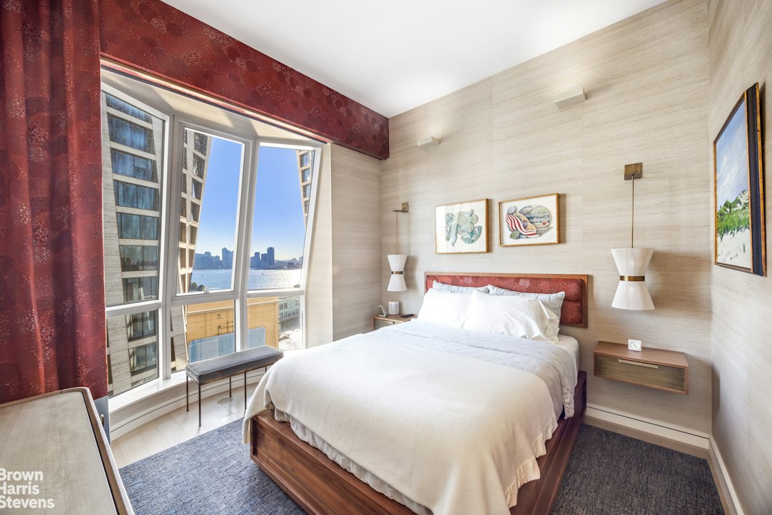 515 West 18th Street 1702 Chelsea New York NY 10011
