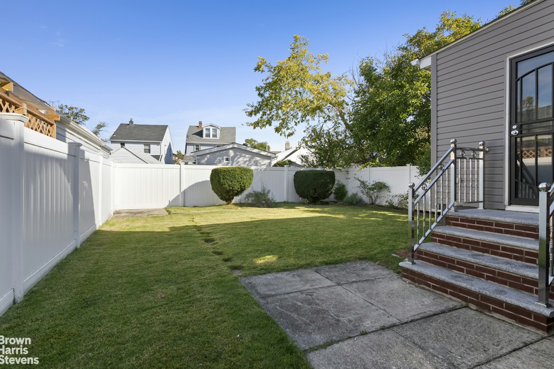 147-19 84th Road Briarwood Queens NY 11435