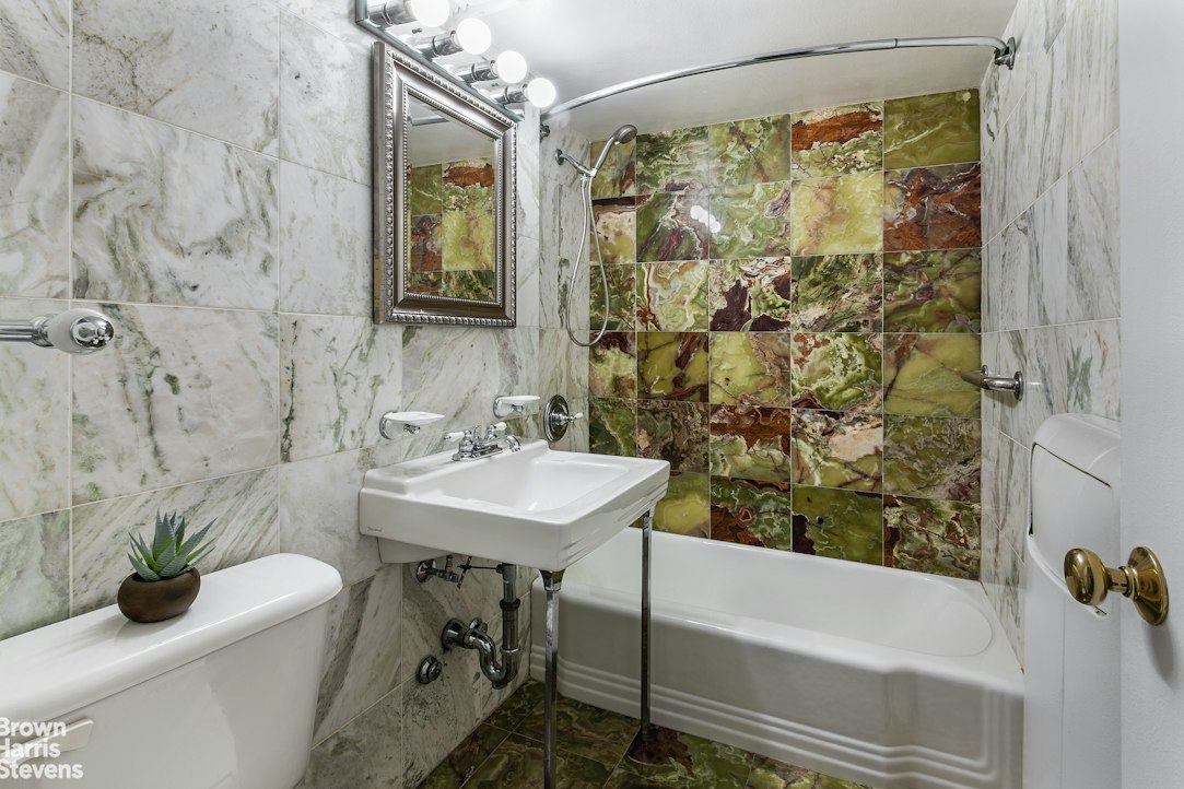430 West 34th Street 17CD Chelsea New York NY 10001