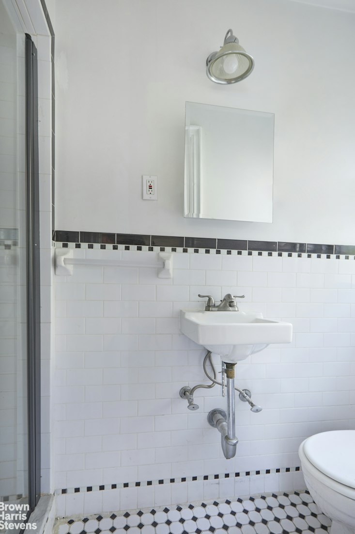 1855 Grand Concourse 25 Mount Hope Bronx NY 10453