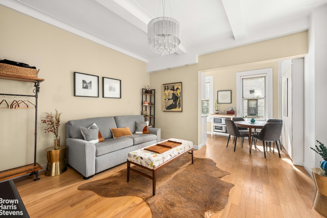 25 West 64th Street 6D Lincoln Square New York NY 10023