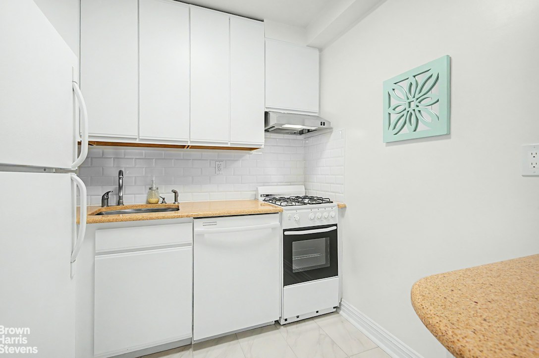 520 East 72nd Street 7N Upper East Side New York NY 10021
