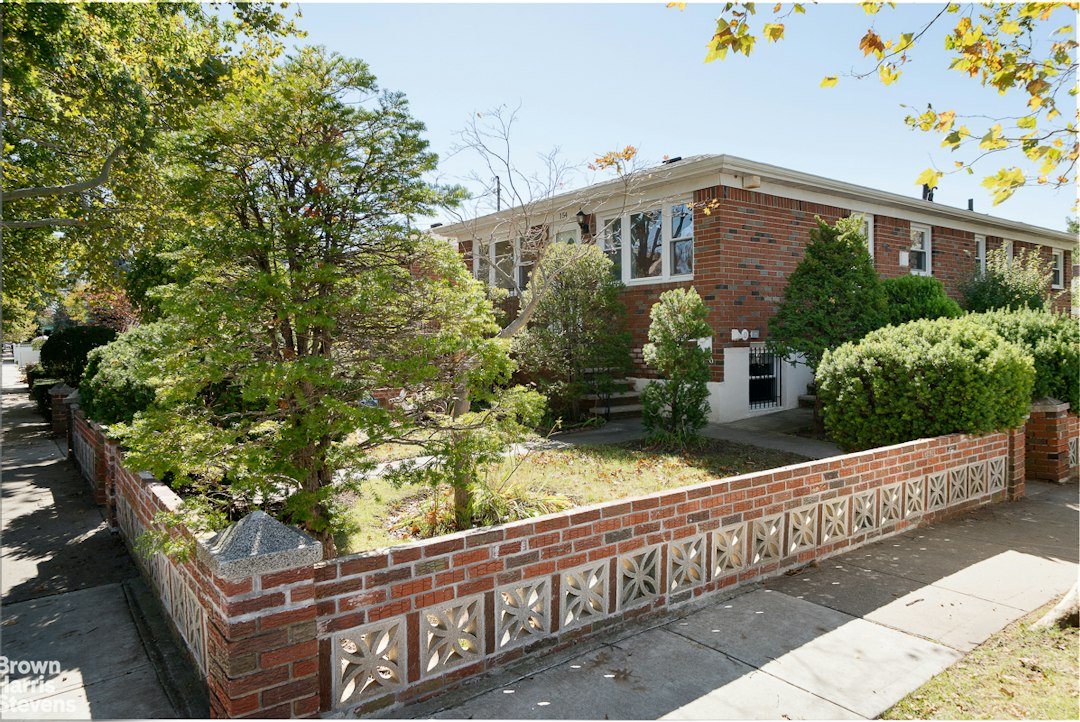 154 Princeton Avenue New Dorp Staten Island NY 10306