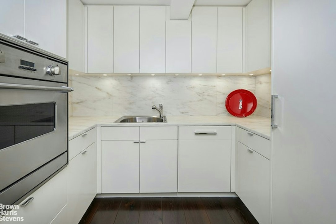 11 East 87th Street 8CD Carnegie Hill New York NY 10128