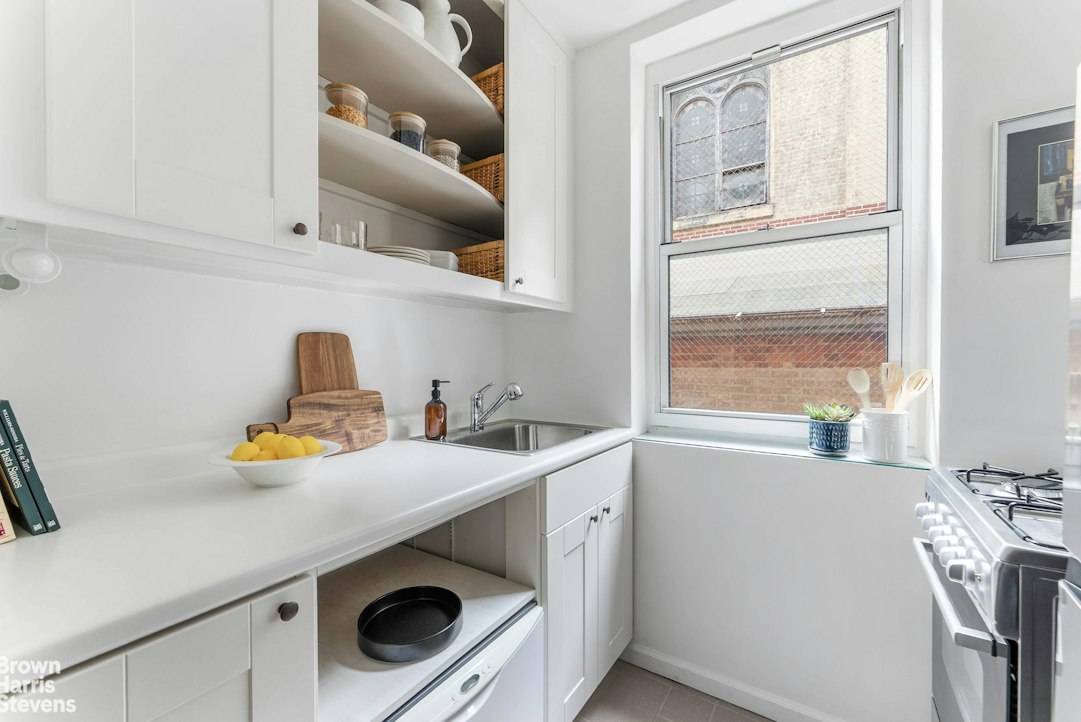 408 West 34th Street 3L Chelsea New York NY 10001