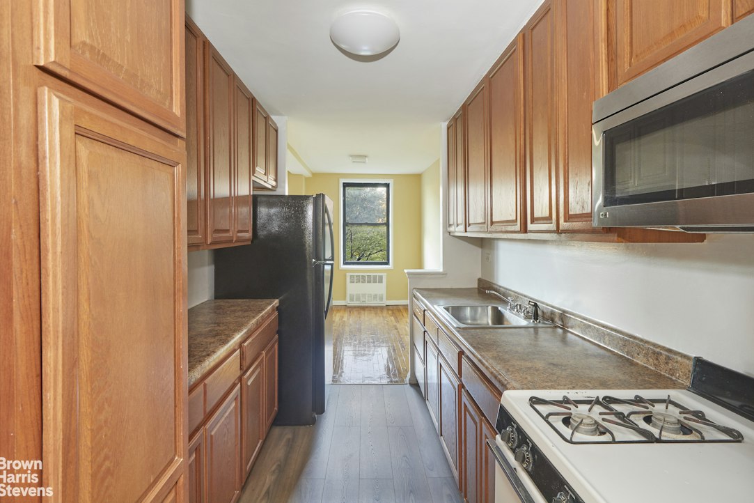 540 Ocean Parkway 4H Kensington Brooklyn NY 11218