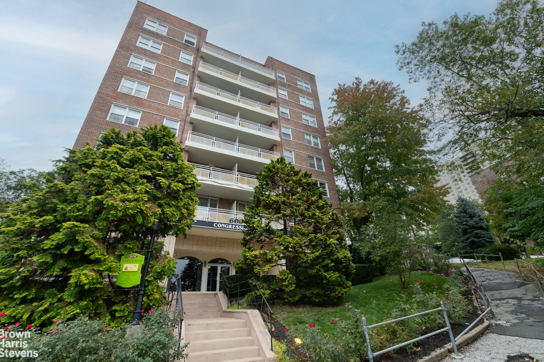 609 Kappock Street 8D Riverdale Bronx NY 10463