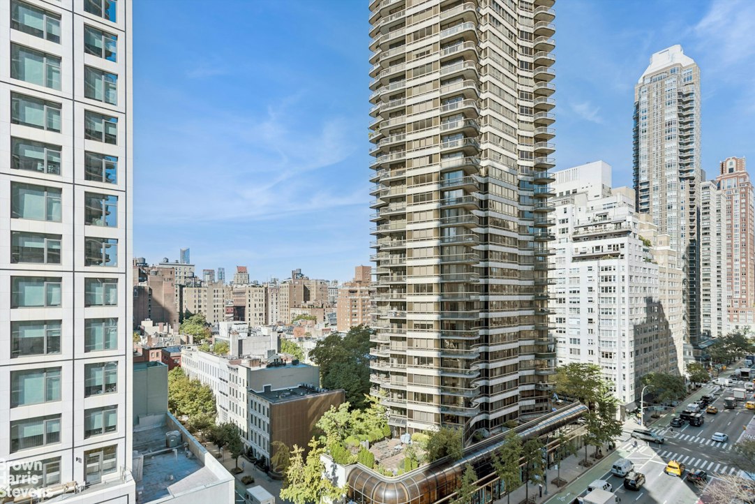 200 East 61st Street 11D Upper East Side New York NY 10065