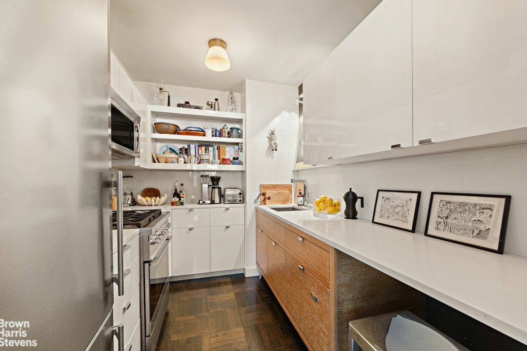 2 Horatio Street 2S W. Greenwich Village New York NY 10014