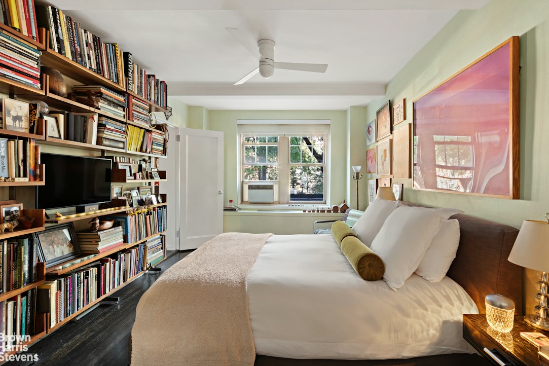 2 Horatio Street 2S W. Greenwich Village New York NY 10014